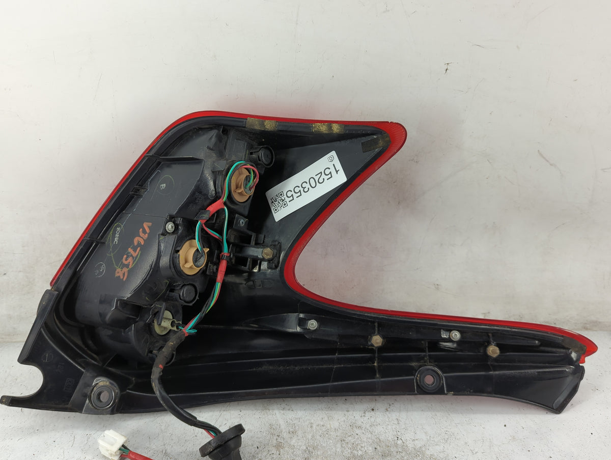 2011-2014 Nissan Juke Tail Light Assembly Passenger Right OEM Fits Fits 2011 2012 2013 2014 OEM Used Auto Parts - Oemusedaut