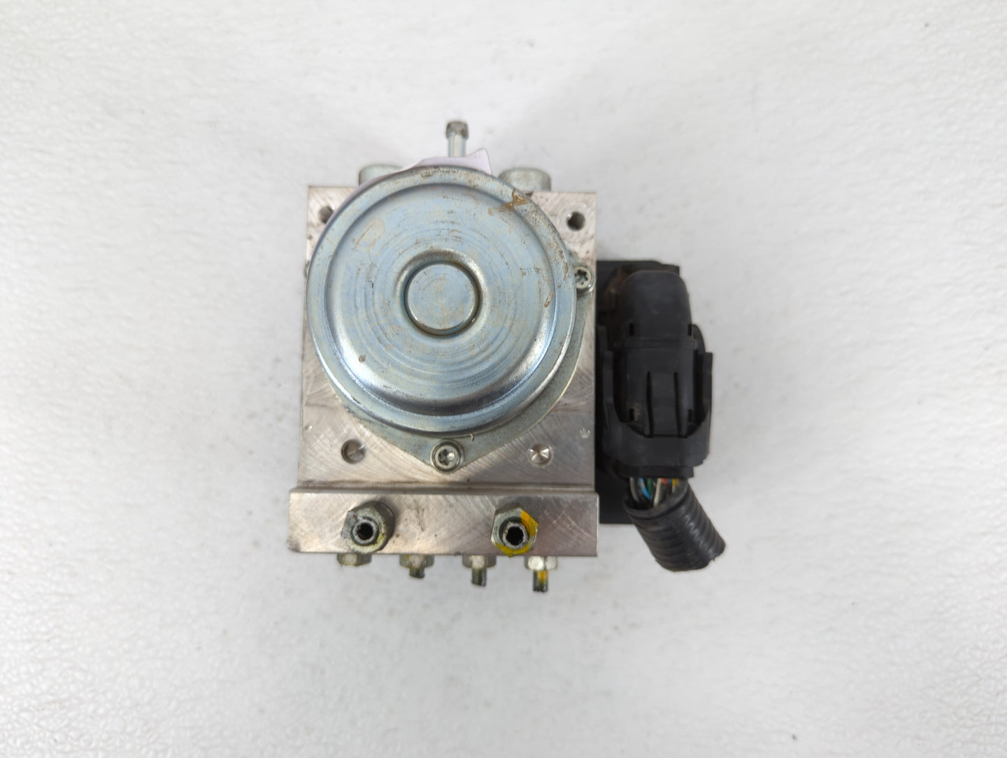 2013-2014 Nissan Juke ABS Pump Control Module Replacement P/N:47660 3YW2A A98000B51 Fits Fits 2013 2014 OEM Used Auto Parts 