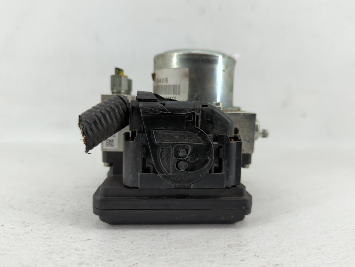 2013-2014 Nissan Juke ABS Pump Control Module Replacement P/N:47660 3YW2A A98000B51 Fits Fits 2013 2014 OEM Used Auto Parts 