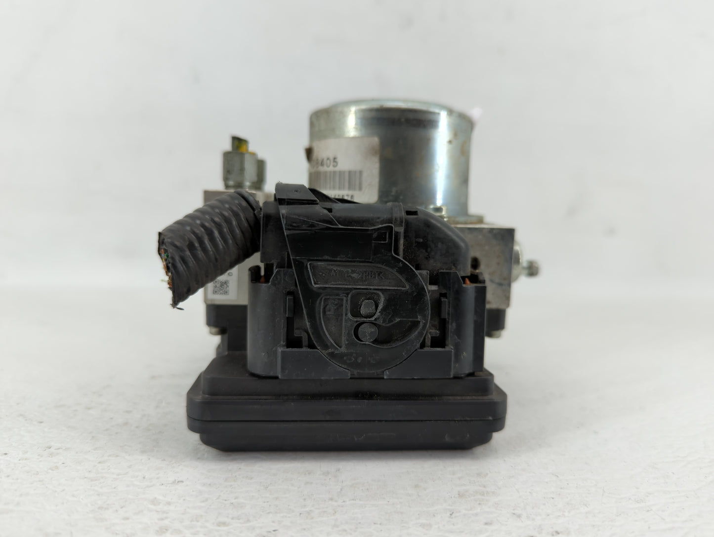 2013-2014 Nissan Juke ABS Pump Control Module Replacement P/N:47660 3YW2A A98000B51 Fits Fits 2013 2014 OEM Used Auto Parts 