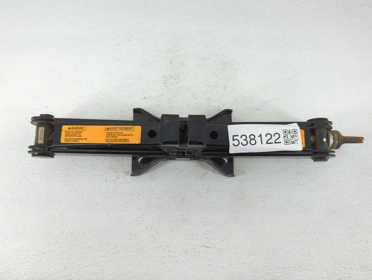 2013 Nissan Juke Spare Scissor Car Jack 538122 - Oemusedautoparts1.com