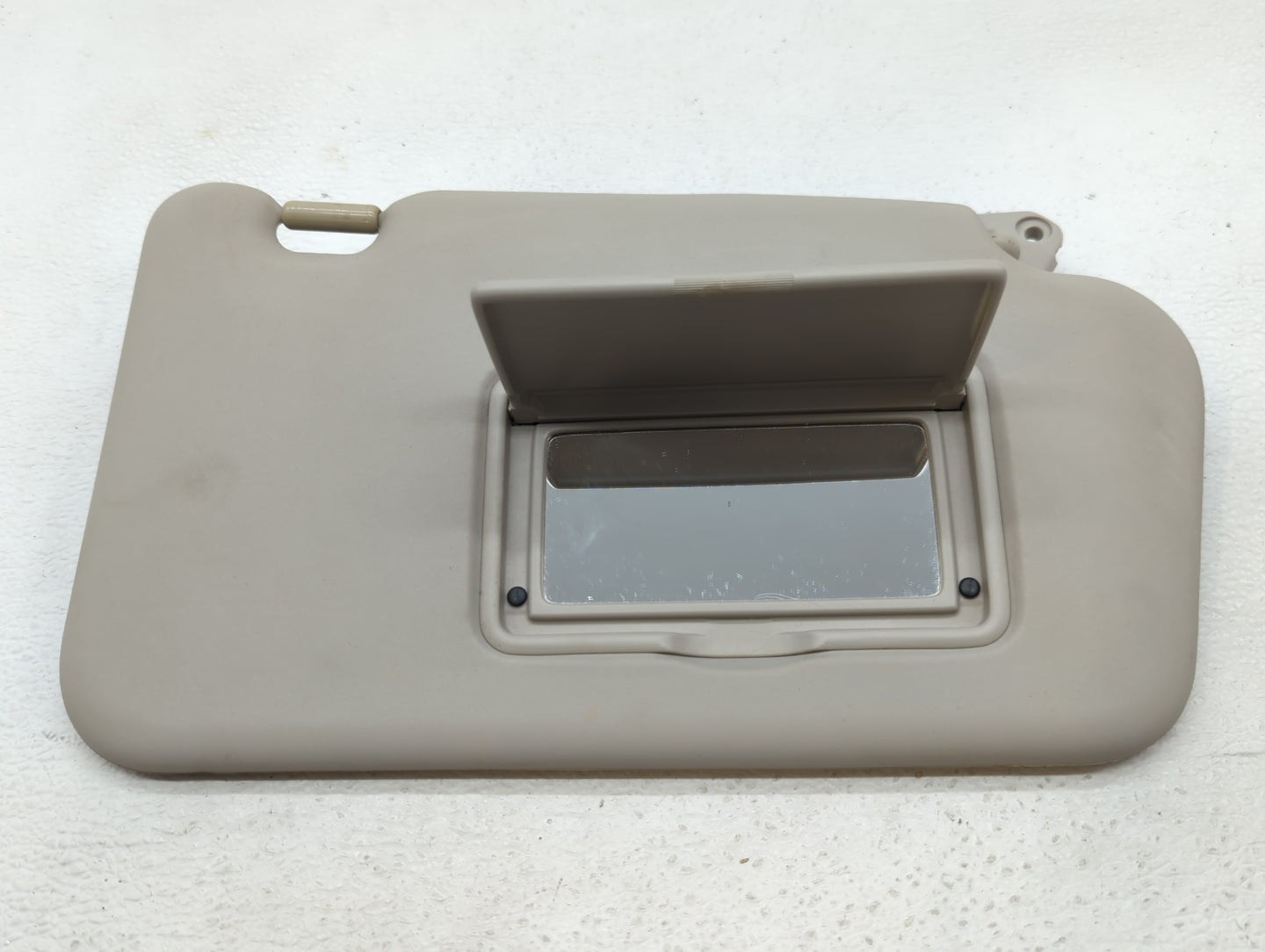 2011-2013 Nissan Juke Sun Visor Shade Replacement Passenger Right Mirror Fits Fits 2011 2012 2013 OEM Used Auto Parts - Oemu
