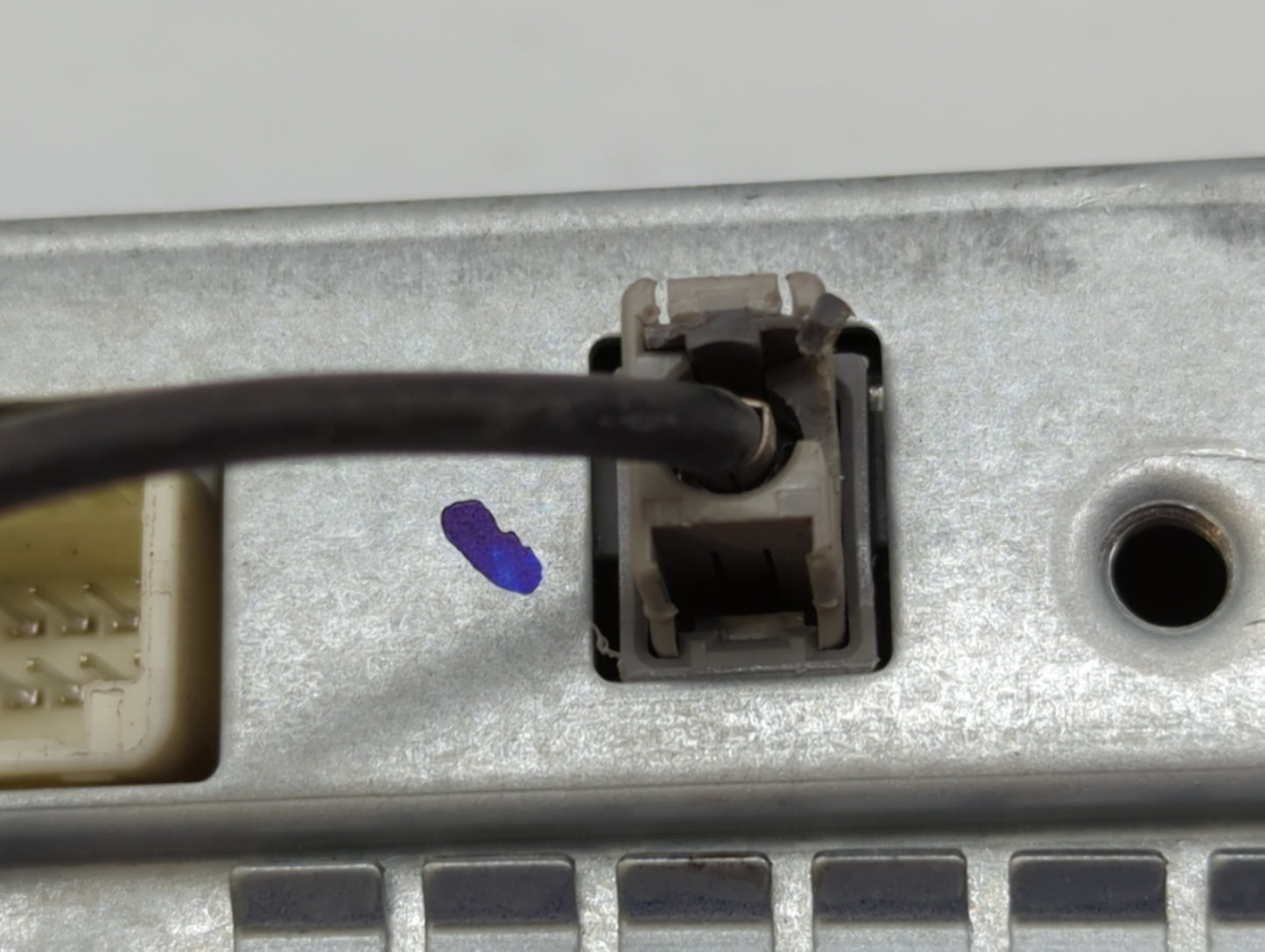2013-2014 Nissan Juke Chassis Control Module Ccm Bcm Body Control - Oemusedautoparts1.com