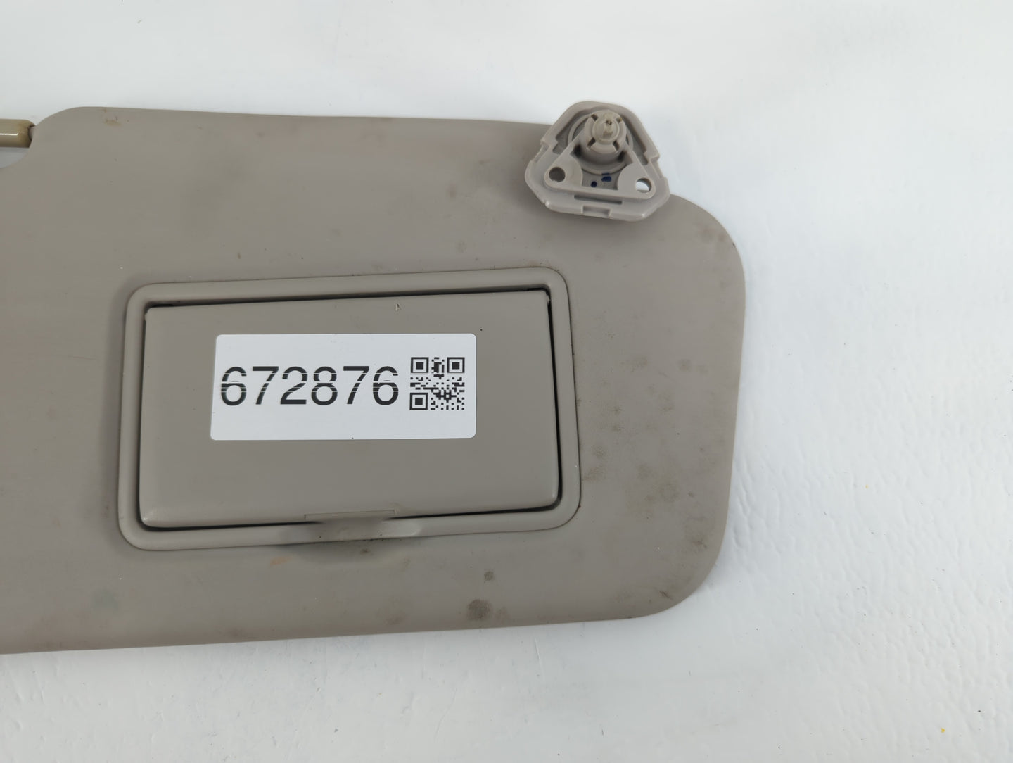 2011-2013 Nissan Juke Sun Visor Shade Replacement Passenger Right Mirror Fits Fits 2011 2012 2013 OEM Used Auto Parts - Oemu