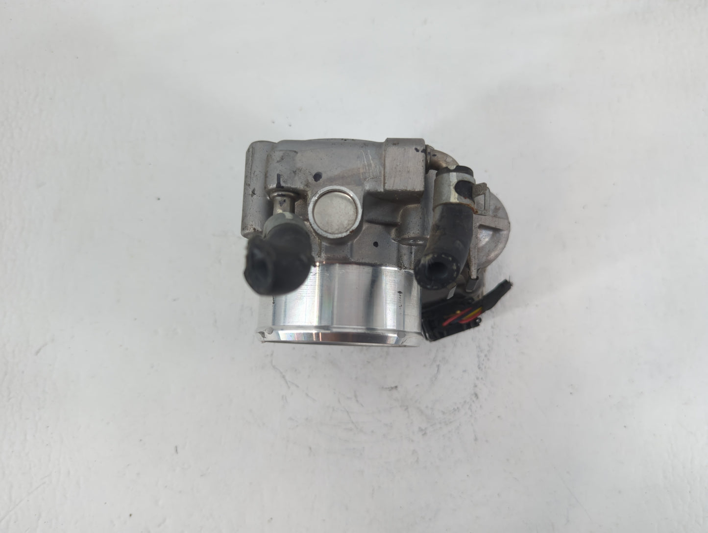 2011-2017 Nissan Juke Throttle Body P/N:35100-2G600 Fits Fits 2011 2012 2013 2014 2015 2016 2017 OEM Used Auto Parts - Oemus
