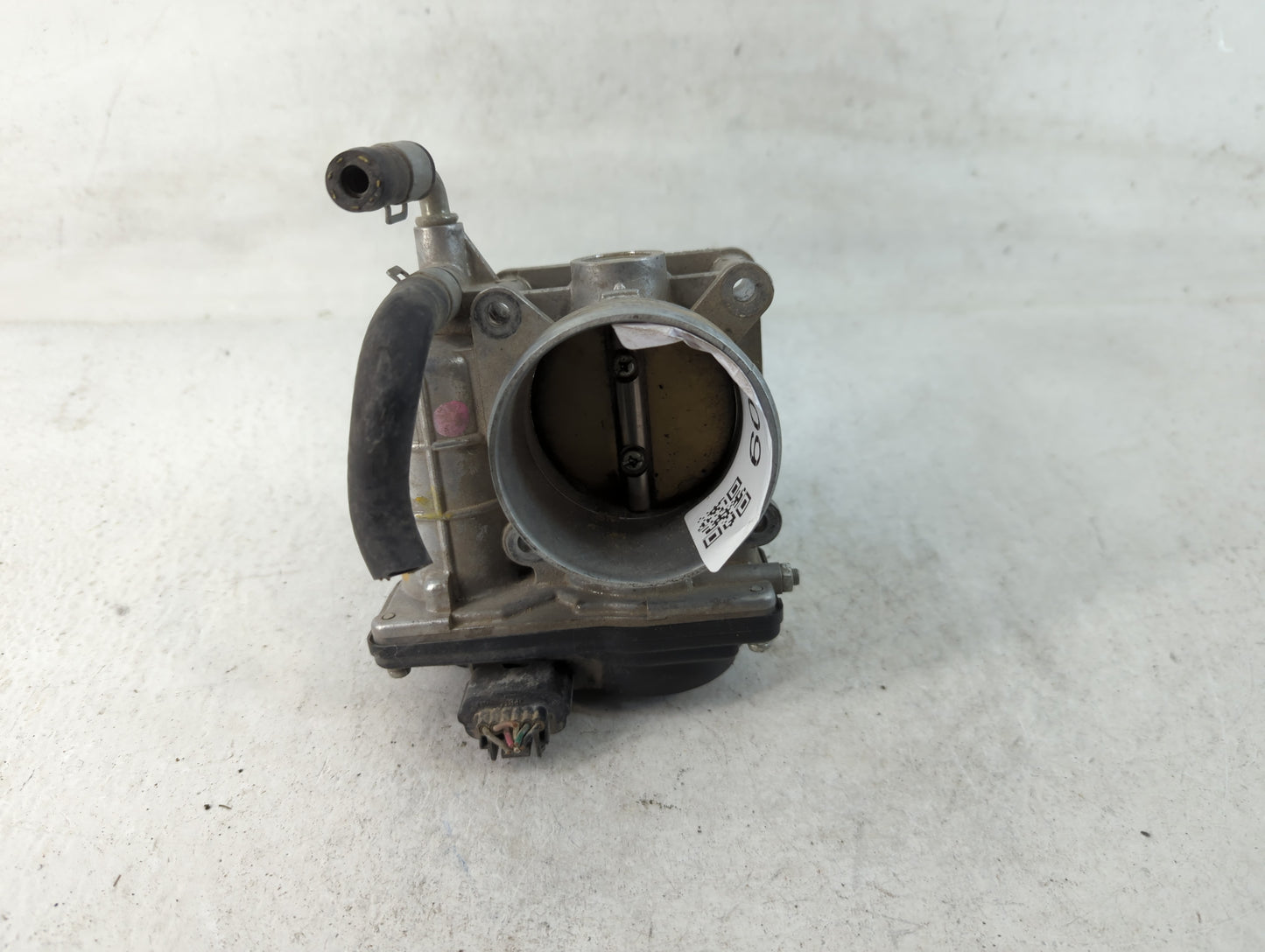 2011-2017 Nissan Juke Throttle Body P/N:RME60-31 Fits Fits 2011 2012 2013 2014 2015 2016 2017 OEM Used Auto Parts - Oemuseda
