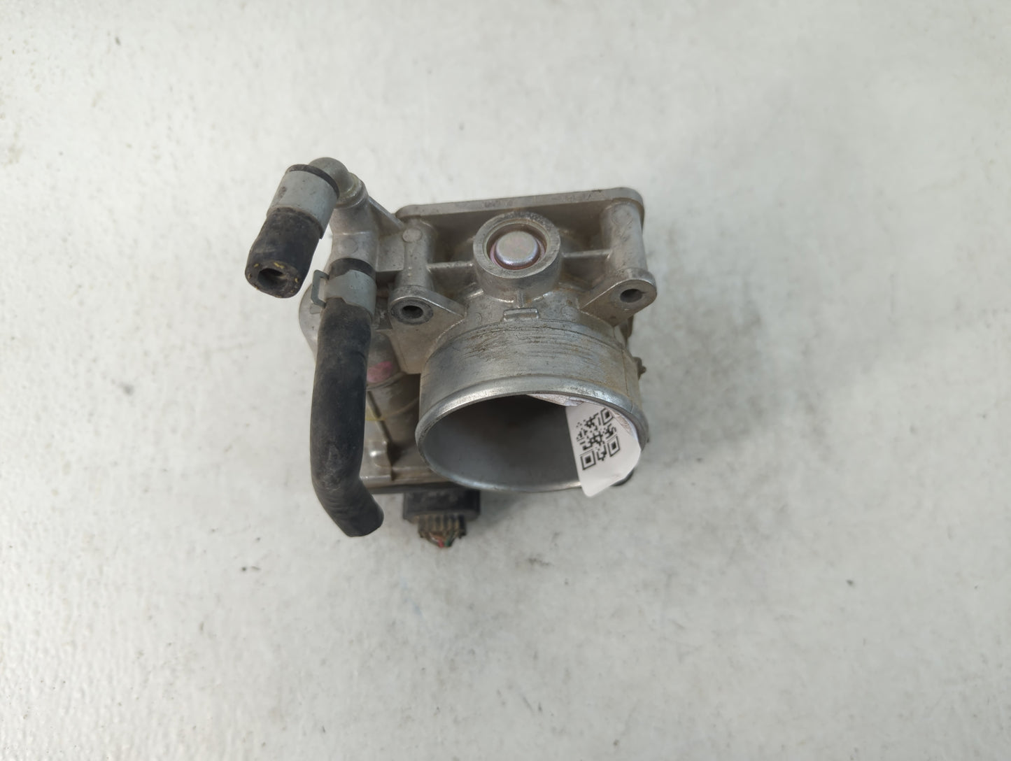 2011-2017 Nissan Juke Throttle Body P/N:RME60-31 Fits Fits 2011 2012 2013 2014 2015 2016 2017 OEM Used Auto Parts - Oemuseda