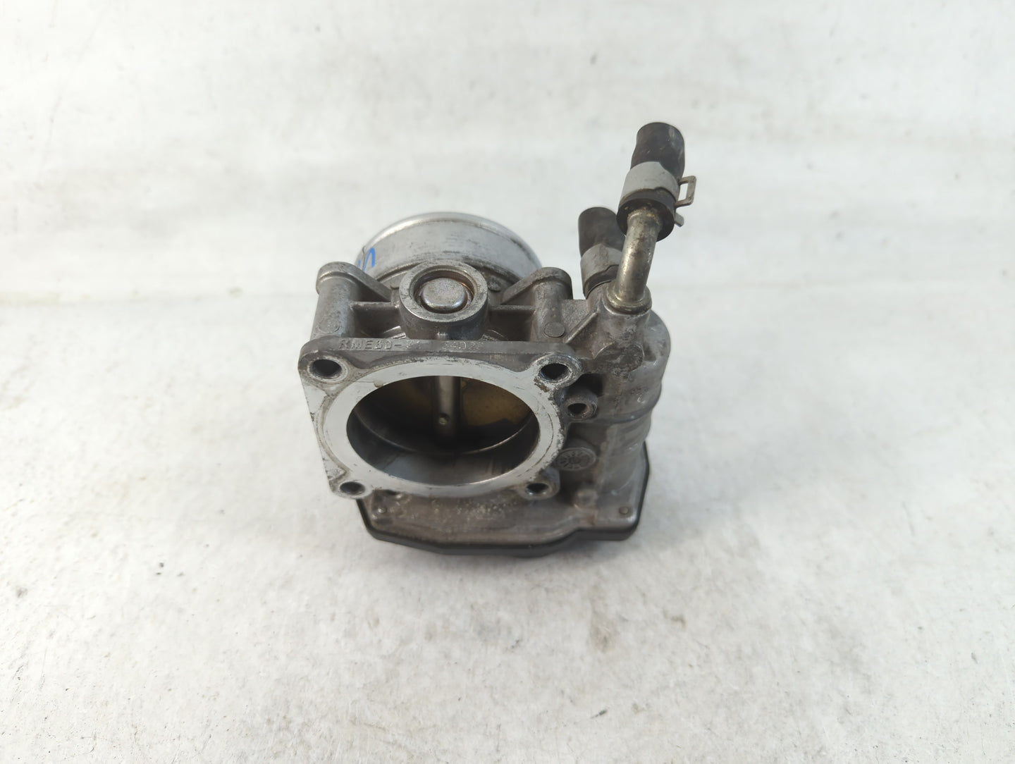 2011-2017 Nissan Juke Throttle Body P/N:RME60-31 Fits Fits 2011 2012 2013 2014 2015 2016 2017 OEM Used Auto Parts - Oemuseda