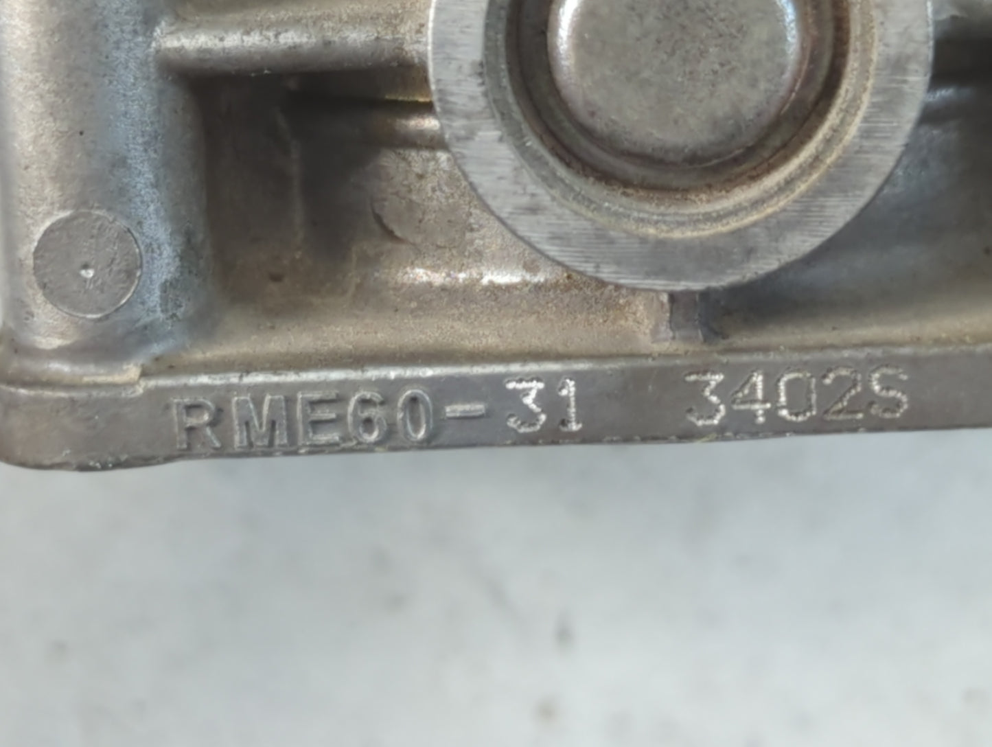 2011-2017 Nissan Juke Throttle Body P/N:RME60-31 Fits Fits 2011 2012 2013 2014 2015 2016 2017 OEM Used Auto Parts - Oemuseda