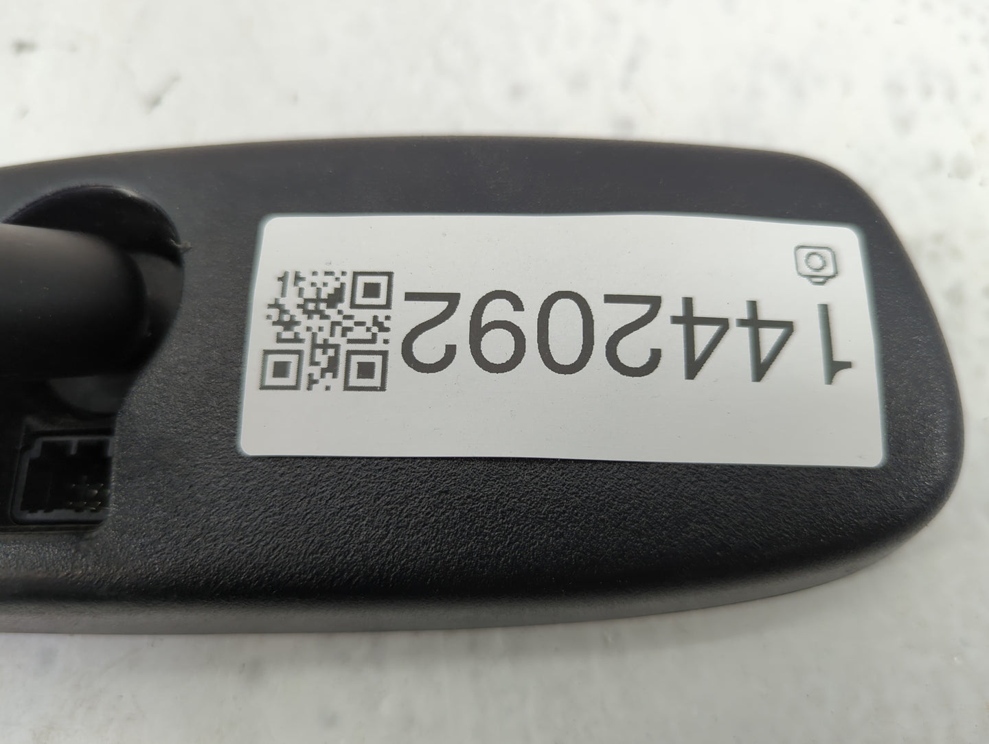 2013-2021 Nissan Leaf Interior Rear View Mirror Replacement OEM P/N:NZLOBI2HL4 4112A-OBI2HL4 Fits OEM Used Auto Parts - Oemu