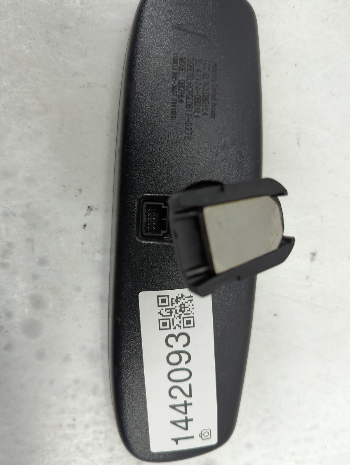 2013-2021 Nissan Leaf Interior Rear View Mirror Replacement OEM P/N:NZLOBI2HL4 4112A-OBI2HL4 Fits OEM Used Auto Parts - Oemu