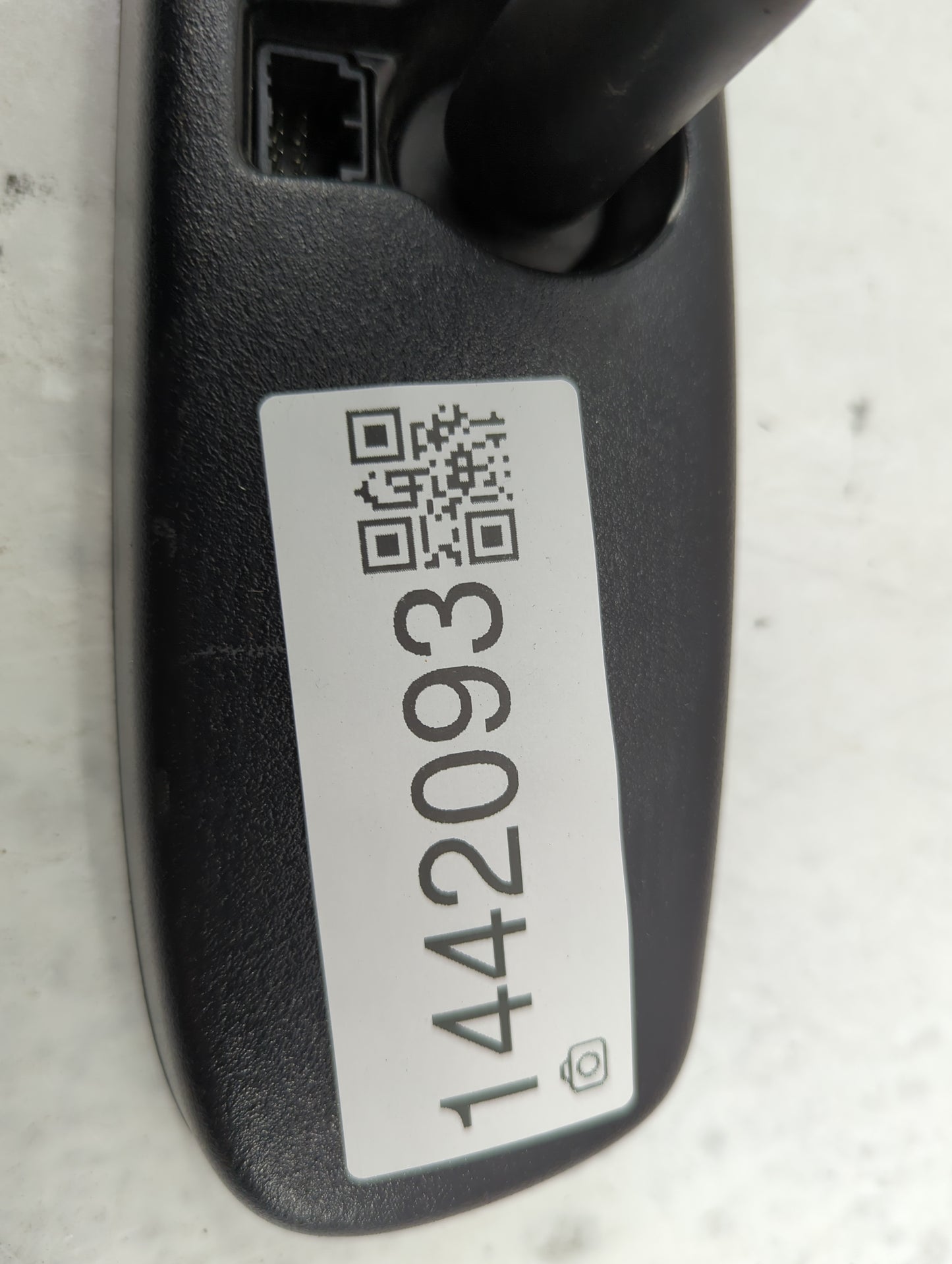 2013-2021 Nissan Leaf Interior Rear View Mirror Replacement OEM P/N:NZLOBI2HL4 4112A-OBI2HL4 Fits OEM Used Auto Parts - Oemu