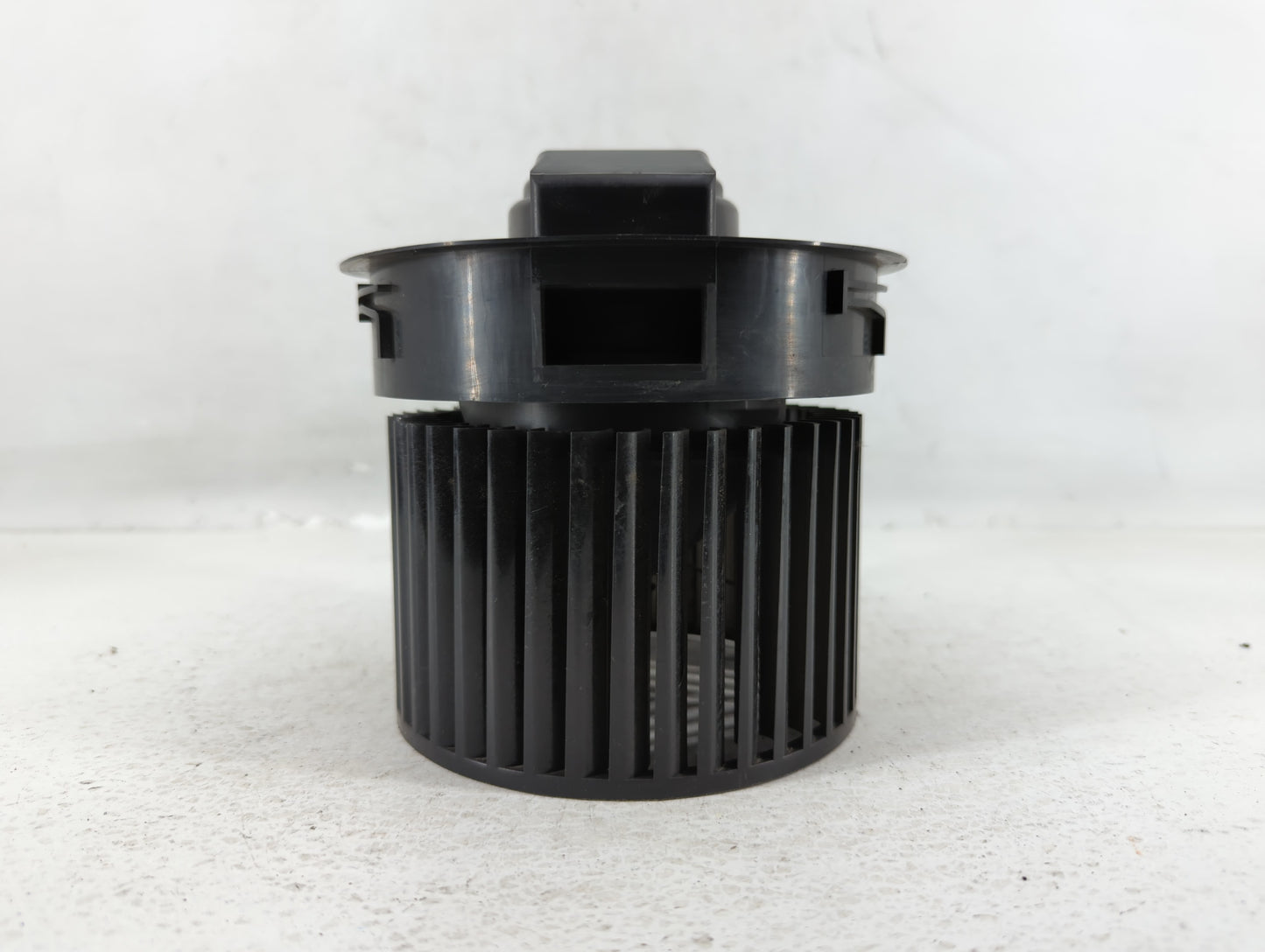 2013-2021 Nissan Leaf Rear Heater AC Blower Motor P/N:T1011657J B Fits Fits 2013 2014 2015 2016 2017 2018 2019 2020 2021 OEM