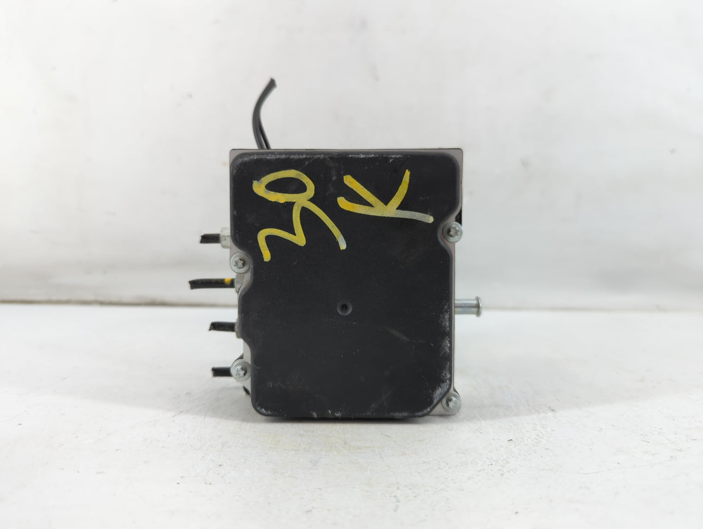 2011-2013 Nissan Maxima ABS Pump Control Module Replacement P/N:47660 ZY90C Fits Fits 2011 2012 2013 OEM Used Auto Parts - O