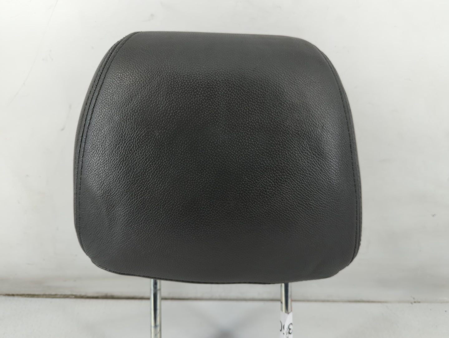 2011-2014 Nissan Maxima Headrest Head Rest Front Driver Passenger Seat Fits Fits 2011 2012 2013 2014 OEM Used Auto Parts - O