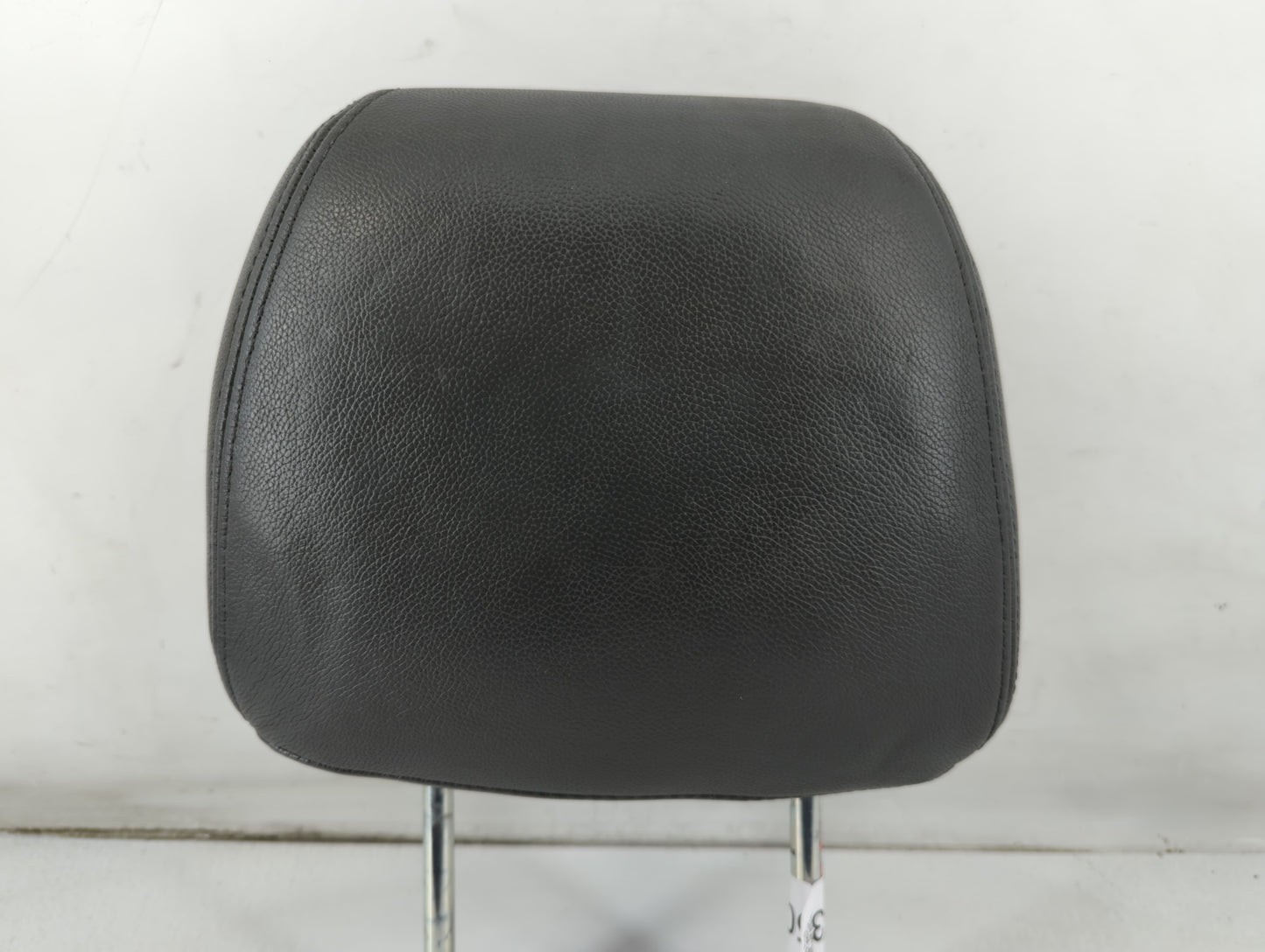 2011-2014 Nissan Maxima Headrest Head Rest Front Driver Passenger Seat Fits Fits 2011 2012 2013 2014 OEM Used Auto Parts - O