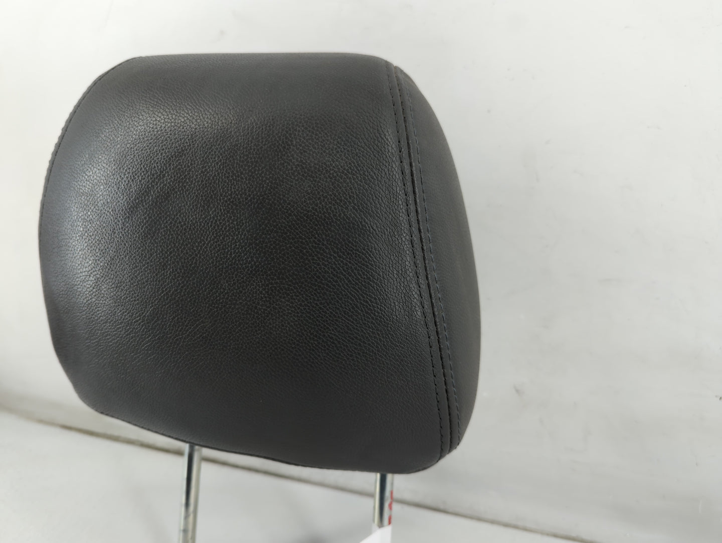 2011-2014 Nissan Maxima Headrest Head Rest Front Driver Passenger Seat Fits Fits 2011 2012 2013 2014 OEM Used Auto Parts - O
