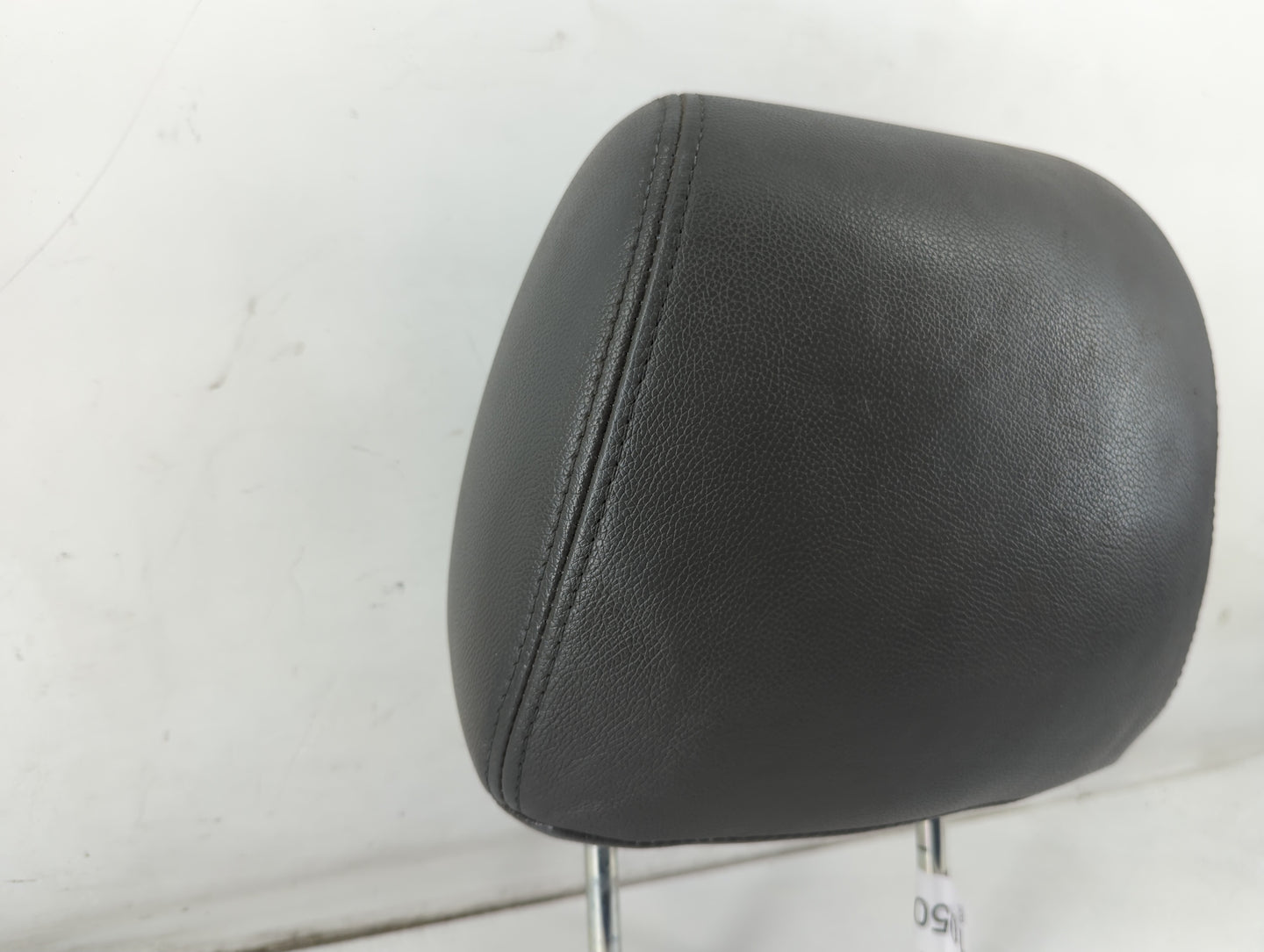 2011-2014 Nissan Maxima Headrest Head Rest Front Driver Passenger Seat Fits Fits 2011 2012 2013 2014 OEM Used Auto Parts - O