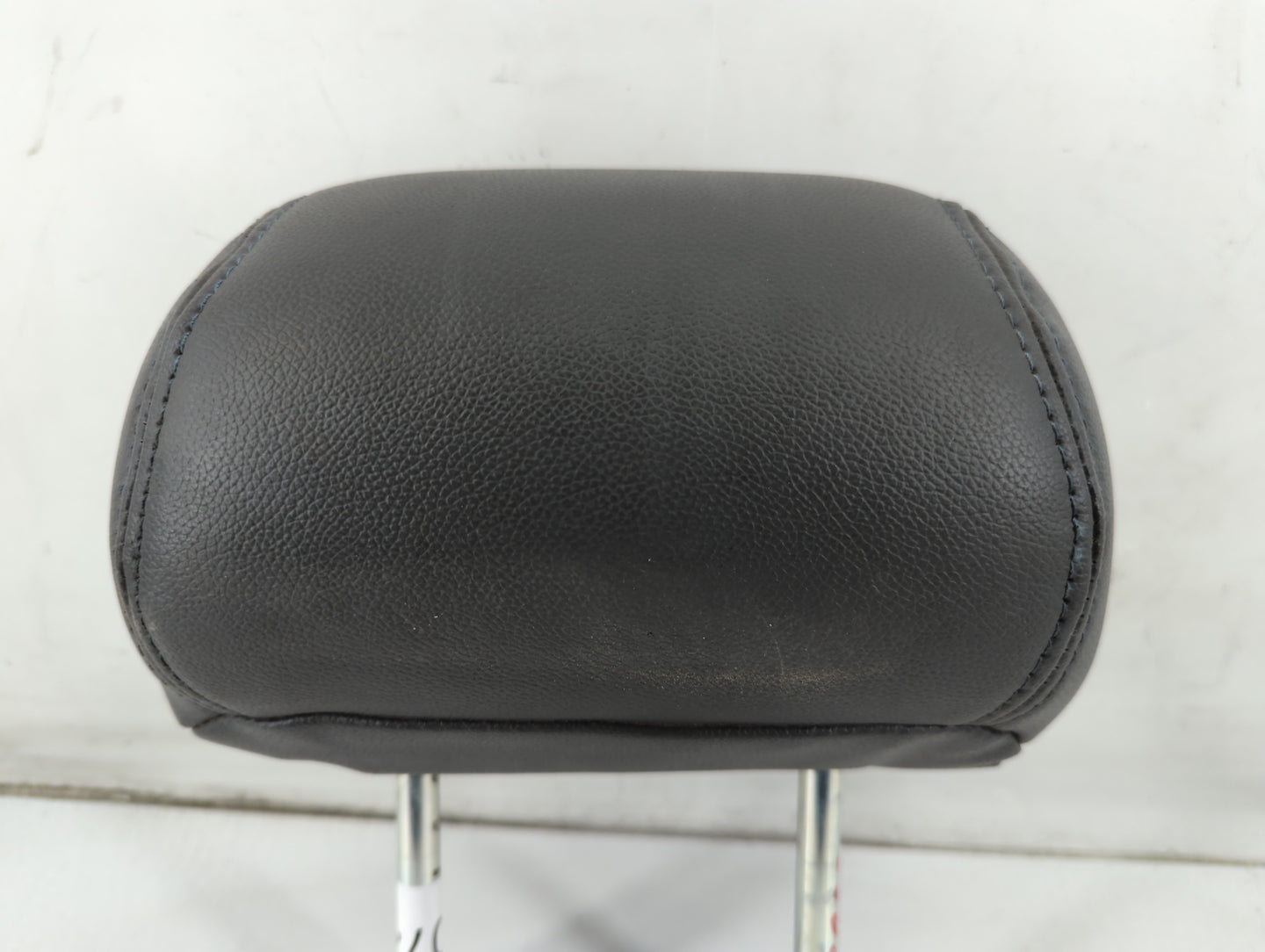 2011-2014 Nissan Maxima Headrest Head Rest Front Driver Passenger Seat Fits Fits 2011 2012 2013 2014 OEM Used Auto Parts - O