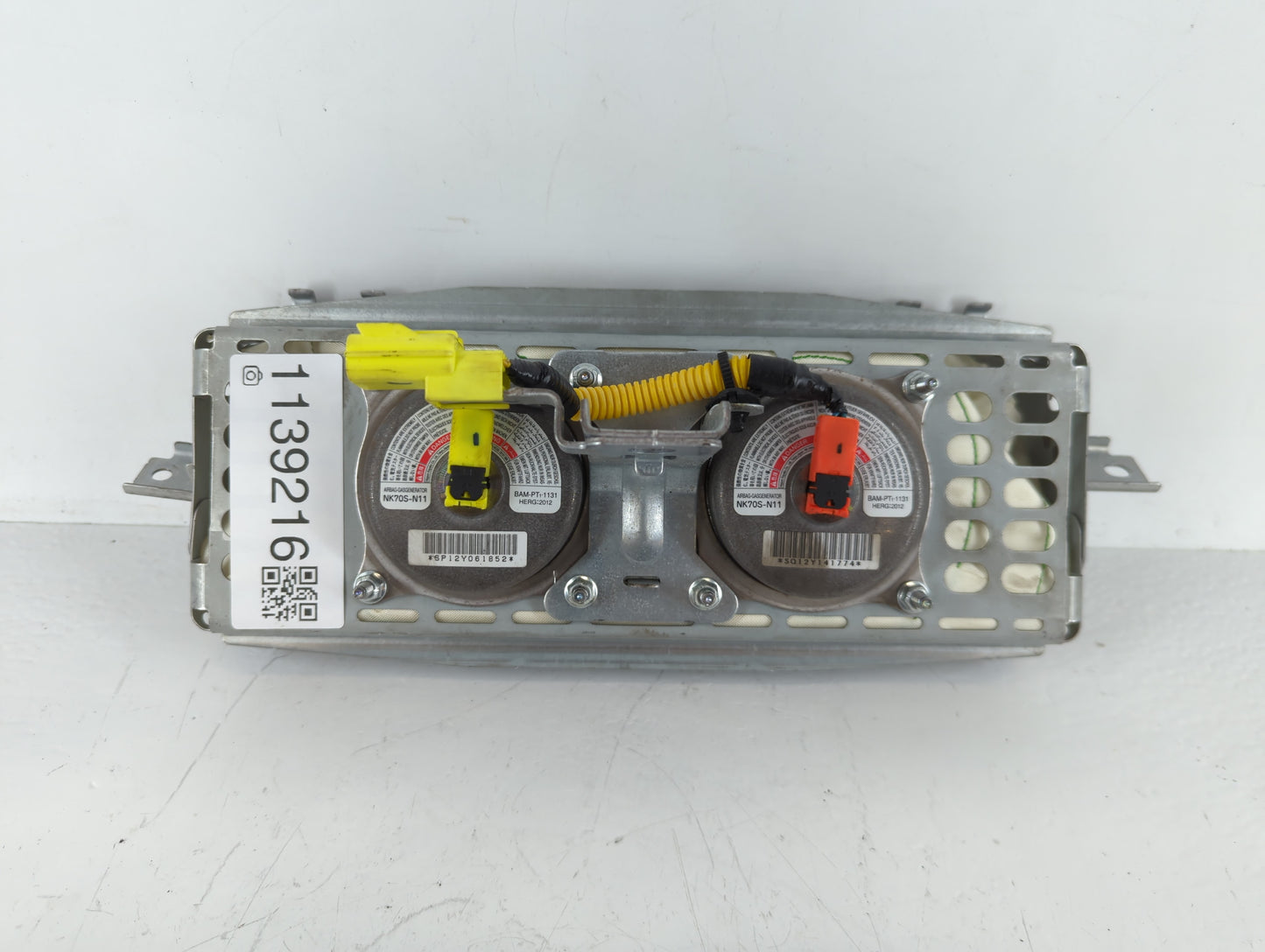 2009-2014 Nissan Maxima Air Bag Passenger Right Dashboard OEM P/N:FP9NA10Z200021 Fits Fits 2009 2010 2011 2012 2013 2014 OEM