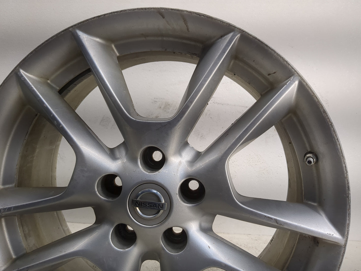 2010-2014 Nissan Maxima Oem Wheel Rim - Oemusedautoparts1.com