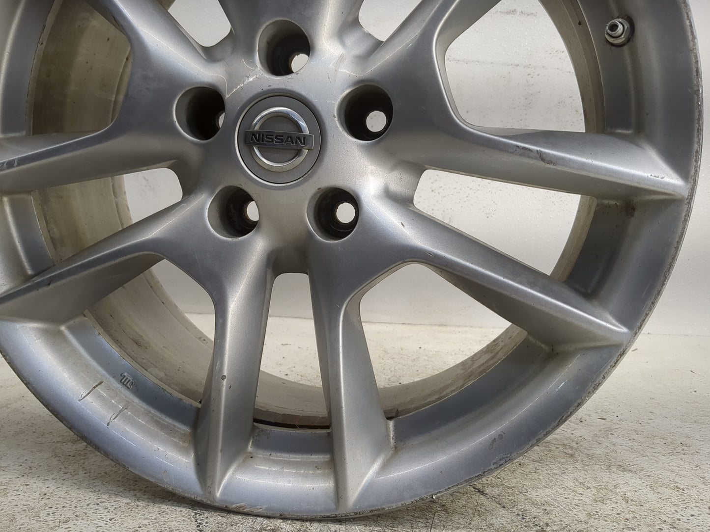 2010-2014 Nissan Maxima Oem Wheel Rim - Oemusedautoparts1.com
