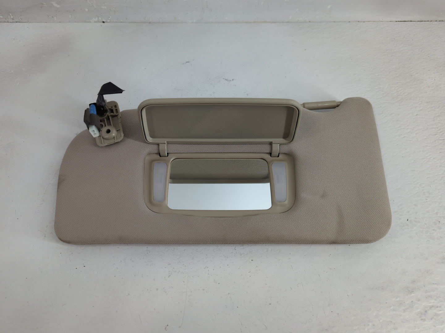 2013-2014 Nissan Maxima Sun Visor Shade Replacement Driver Left Mirror Fits Fits 2013 2014 OEM Used Auto Parts - Oemusedauto