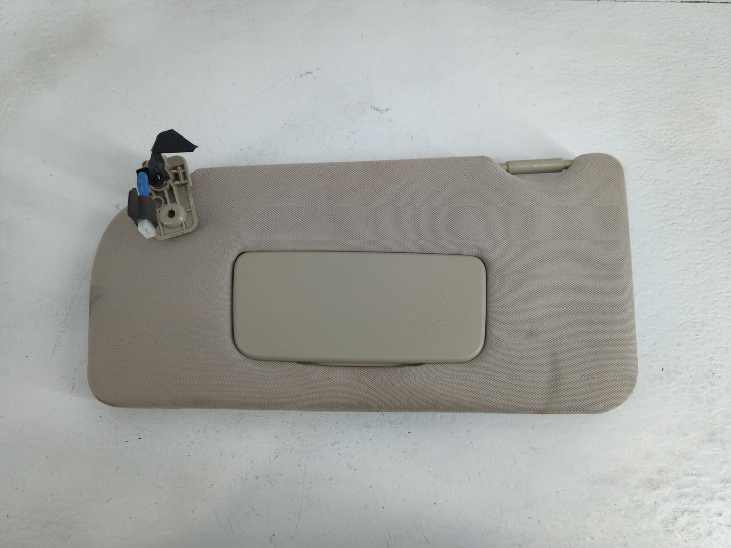2013-2014 Nissan Maxima Sun Visor Shade Replacement Driver Left Mirror Fits Fits 2013 2014 OEM Used Auto Parts - Oemusedauto
