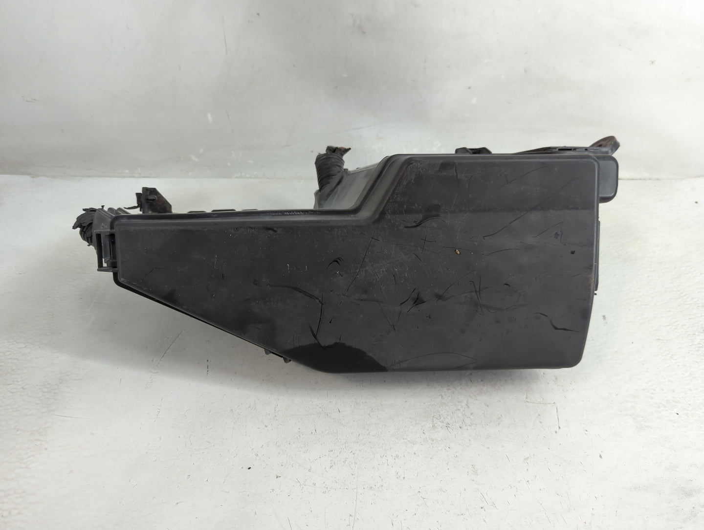2013 Nissan Maxima Fusebox Fuse Box Panel Relay Module Fits OEM Used Auto Parts - Oemusedautoparts1.com