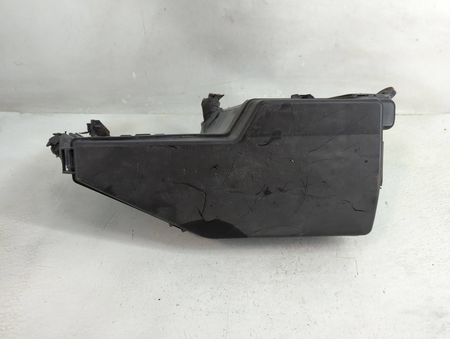 2013 Nissan Maxima Fusebox Fuse Box Panel Relay Module Fits OEM Used Auto Parts - Oemusedautoparts1.com