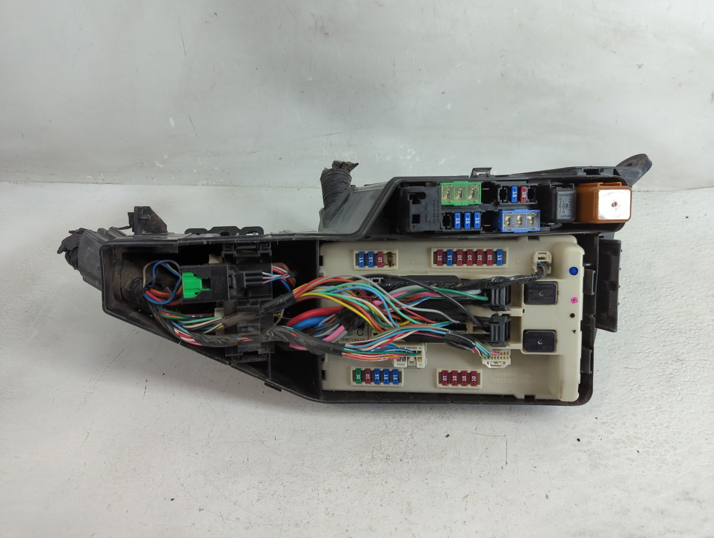 2013 Nissan Maxima Fusebox Fuse Box Panel Relay Module Fits OEM Used Auto Parts - Oemusedautoparts1.com