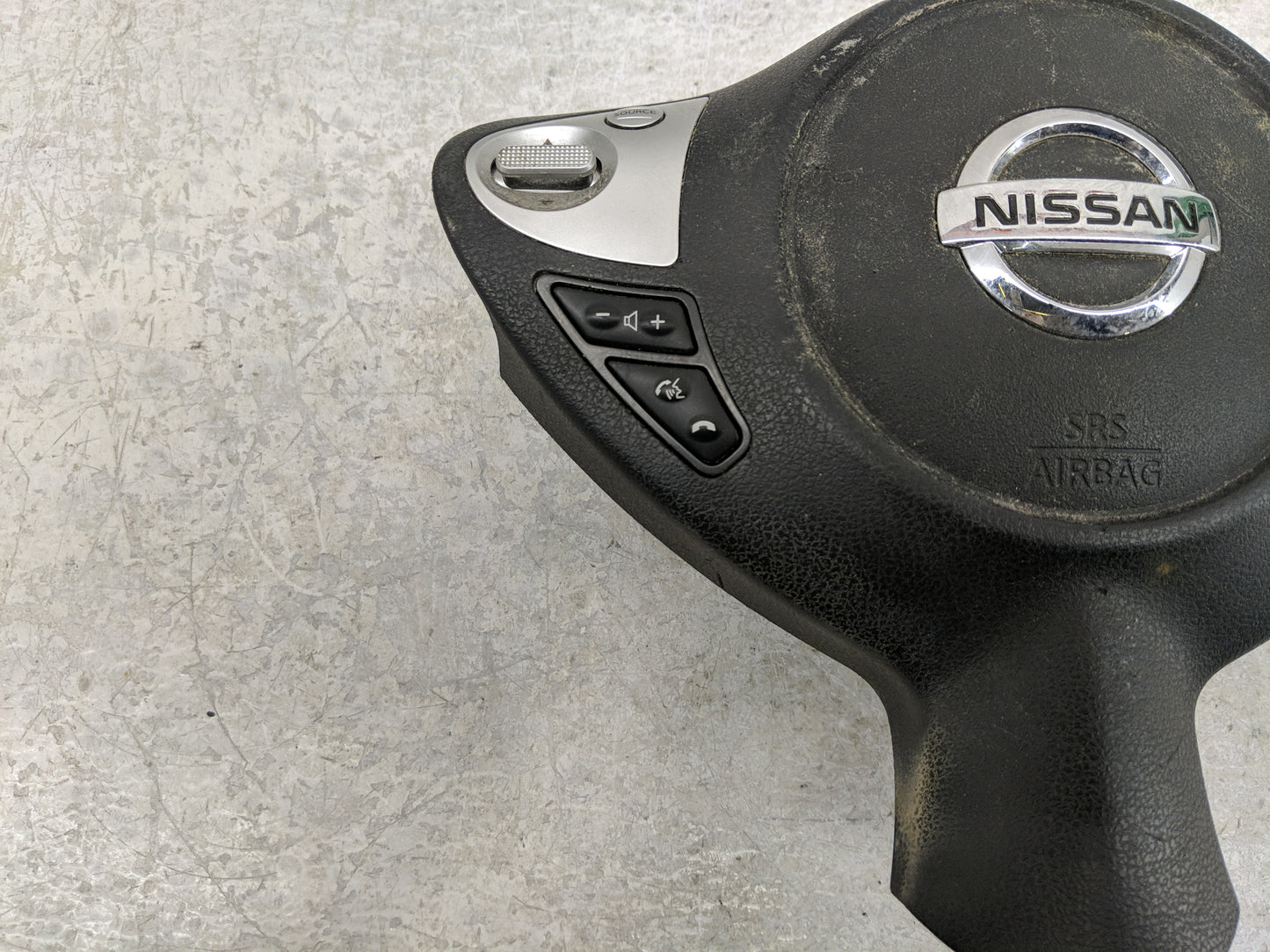 2009-2014 Nissan Maxima Air Bag Driver Left Steering Wheel Mounted Fits Fits 2009 2010 2011 2012 2013 2014 OEM Used Auto Par