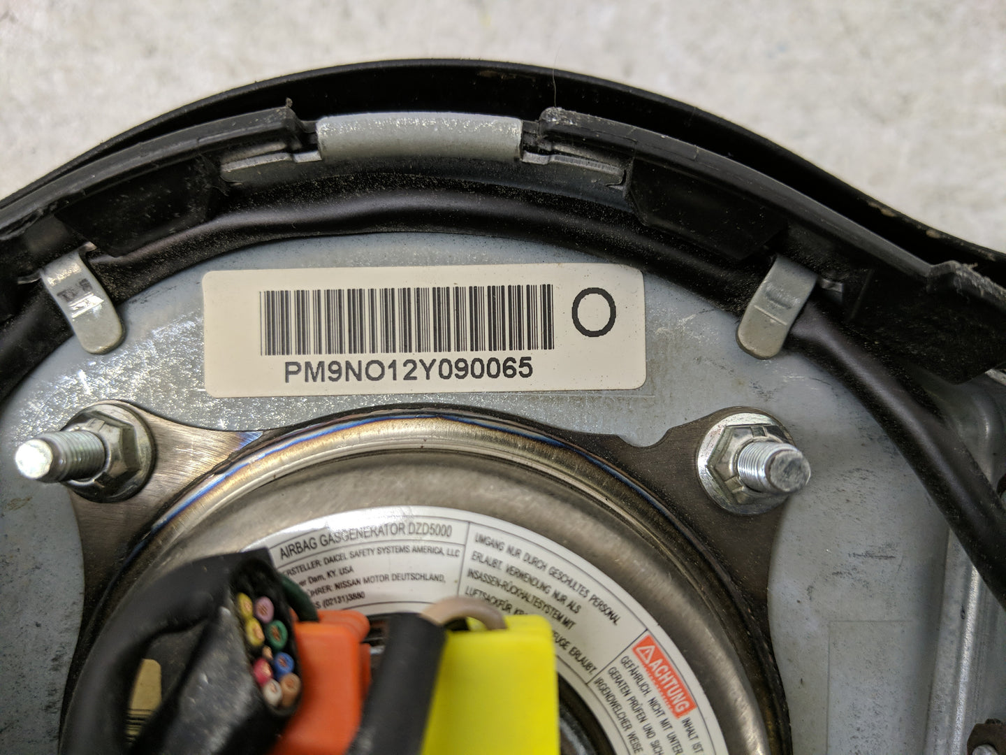 2009-2014 Nissan Maxima Air Bag Driver Left Steering Wheel Mounted Fits Fits 2009 2010 2011 2012 2013 2014 OEM Used Auto Par