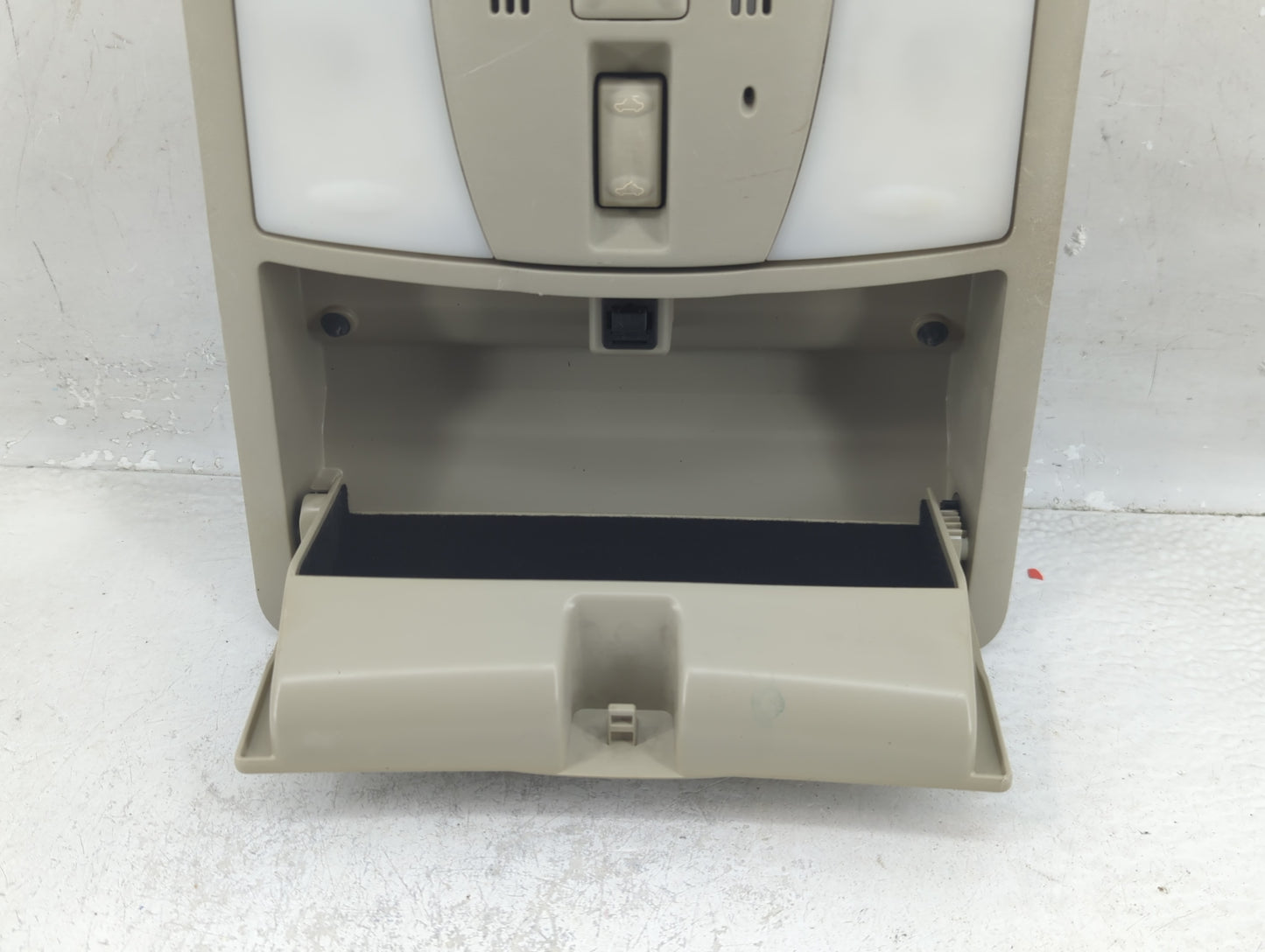 2013 Nissan Maxima Overhead Roof Console - Oemusedautoparts1.com