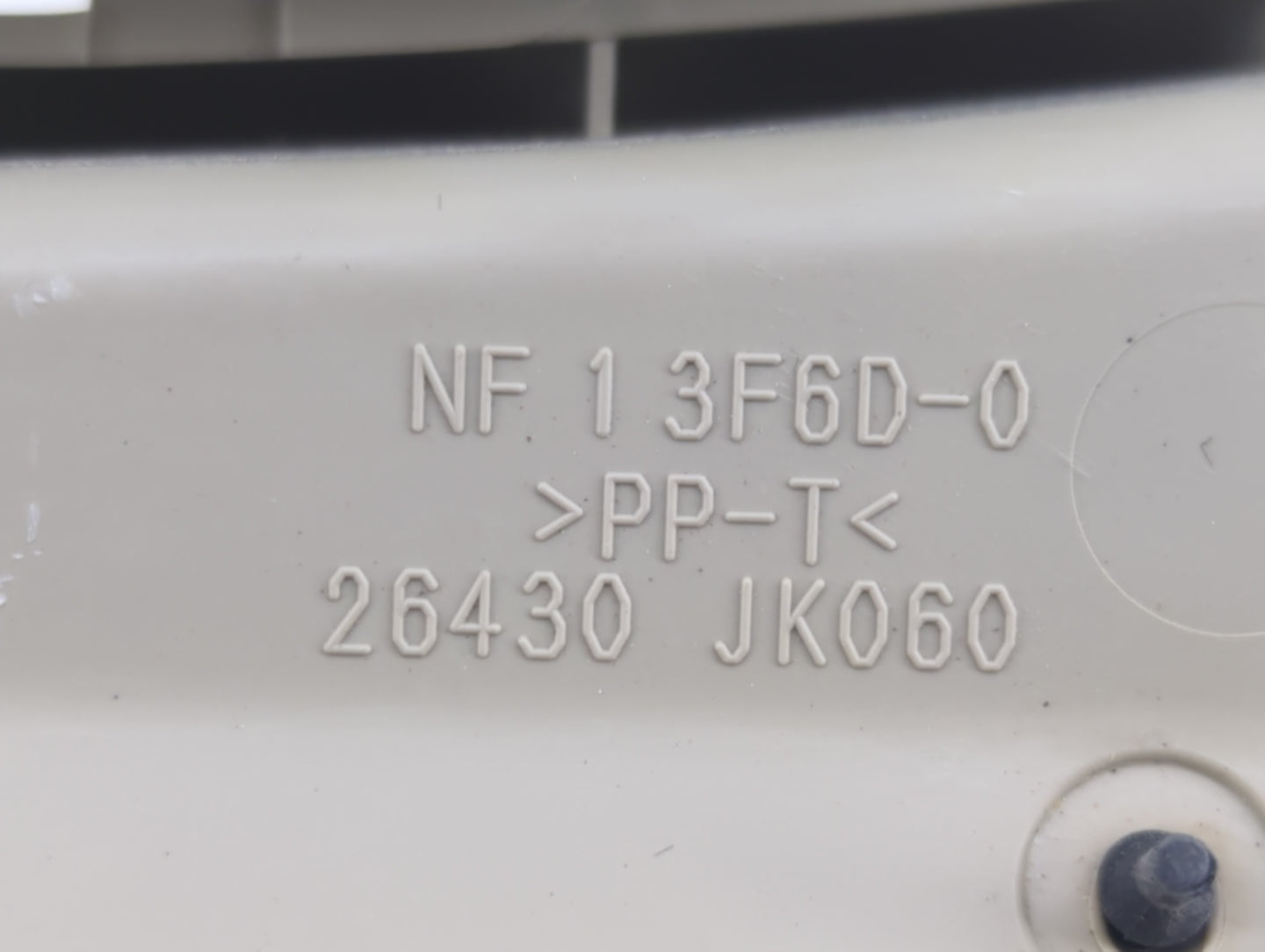 2013 Nissan Maxima Overhead Roof Console - Oemusedautoparts1.com