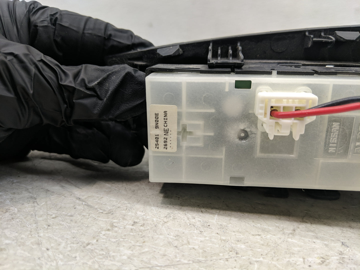 2009-2014 Nissan Maxima Master Power Window Switch Replacement Driver Side Left P/N:25401 9N00E Fits OEM Used Auto Parts - O