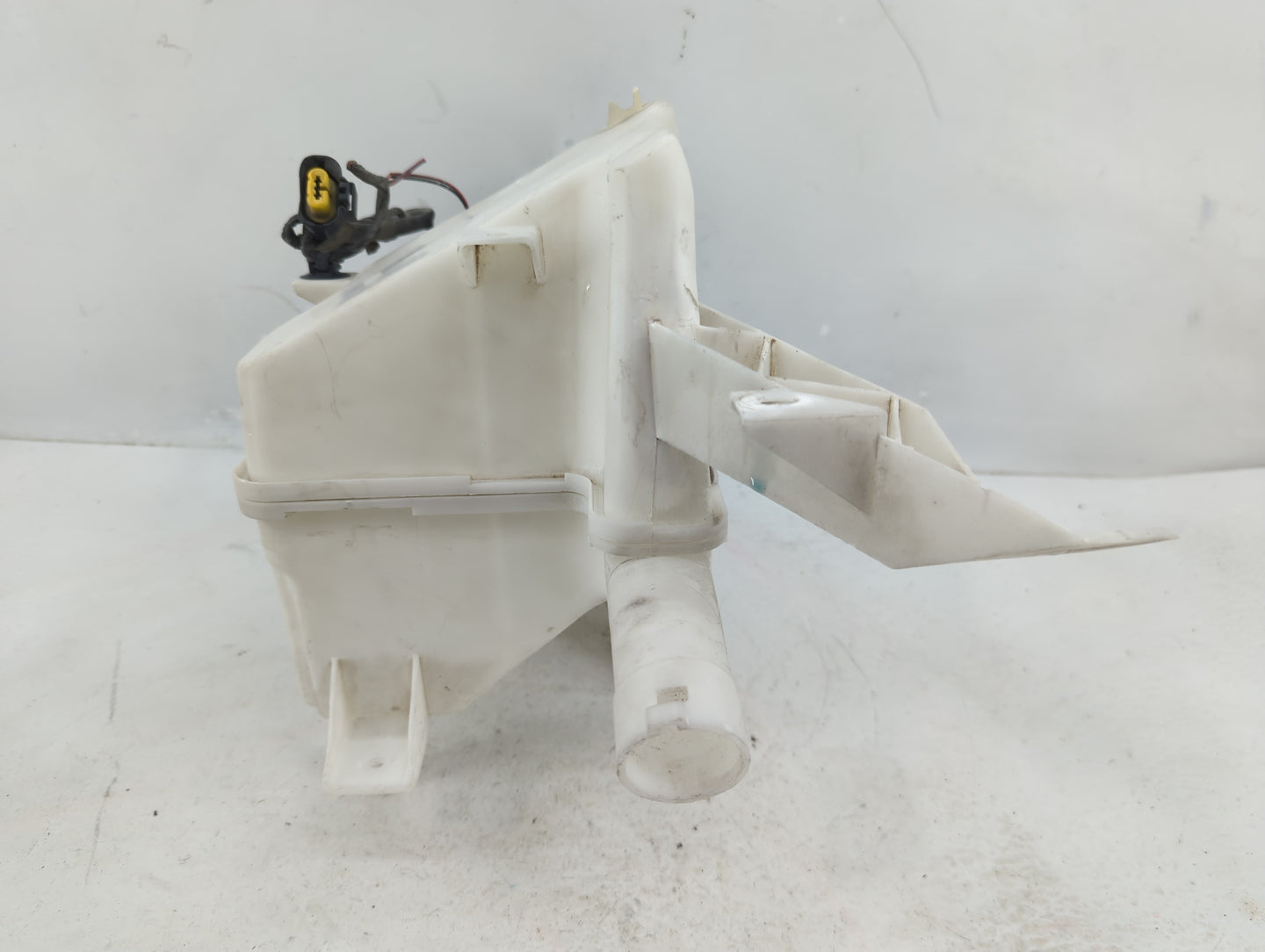 2009-2014 Nissan Maxima Windshield Washer Fluid Reservoir Bottle Oem - Oemusedautoparts1.com