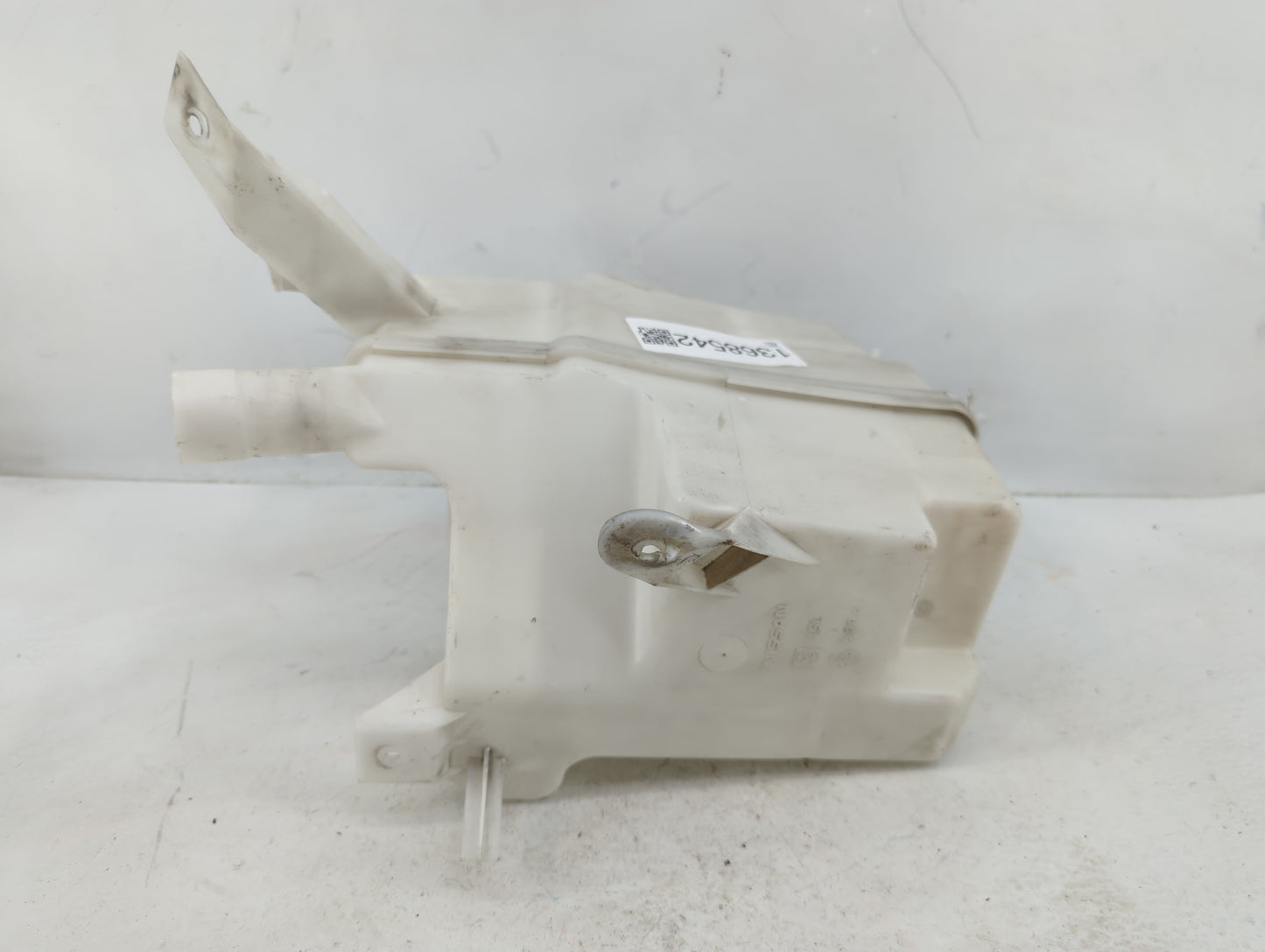 2009-2014 Nissan Maxima Windshield Washer Fluid Reservoir Bottle Oem - Oemusedautoparts1.com