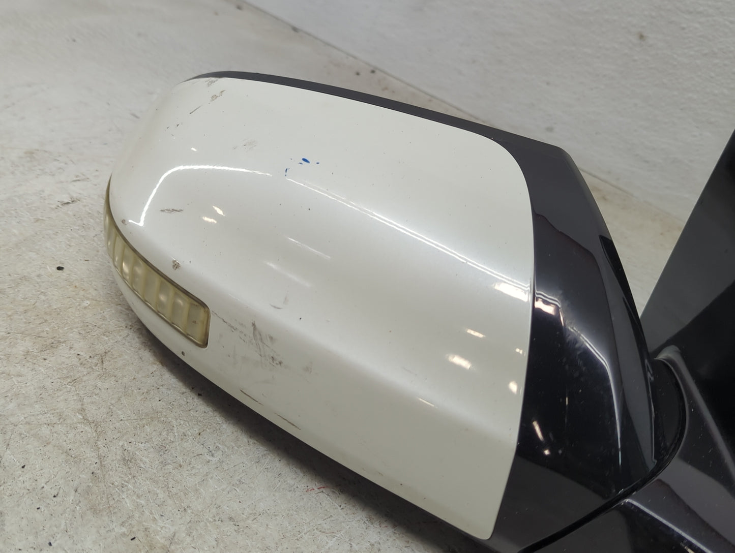 2009-2014 Nissan Maxima Passenger Side View Mirror - Right Door Mirror OEM Used - Oemusedautoparts1.com