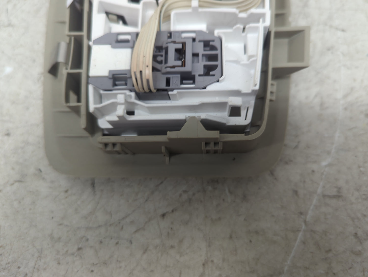 2013 Nissan Maxima Overhead Roof Console Tan - Oemusedautoparts1.com