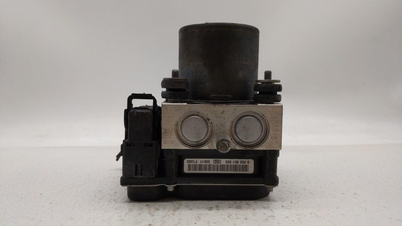 2011-2013 Nissan Maxima ABS Pump Control Module Replacement P/N:47660-ZY906 47660 ZY90C Fits Fits 2011 2012 2013 OEM Used Au