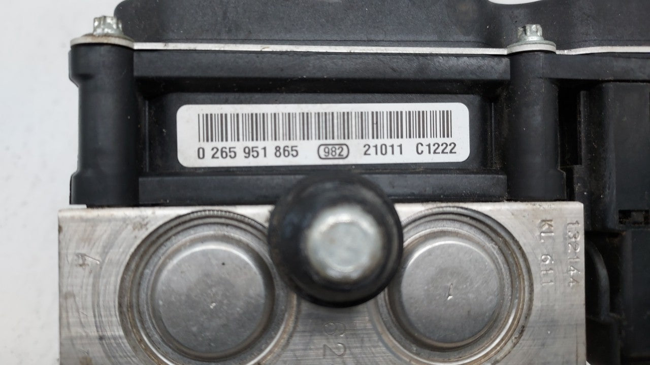 2011-2013 Nissan Maxima ABS Pump Control Module Replacement P/N:47660-ZY906 47660 ZY90C Fits Fits 2011 2012 2013 OEM Used Au