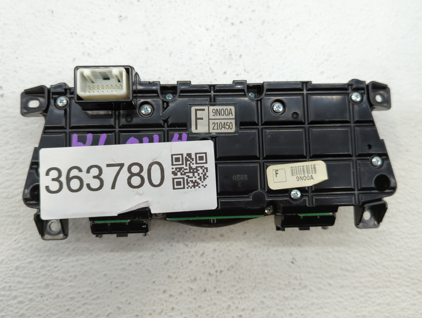 2013 Nissan Maxima Radio AM FM Cd Player Receiver Replacement P/N:9N00A-210450 Fits OEM Used Auto Parts - Oemusedautoparts1.
