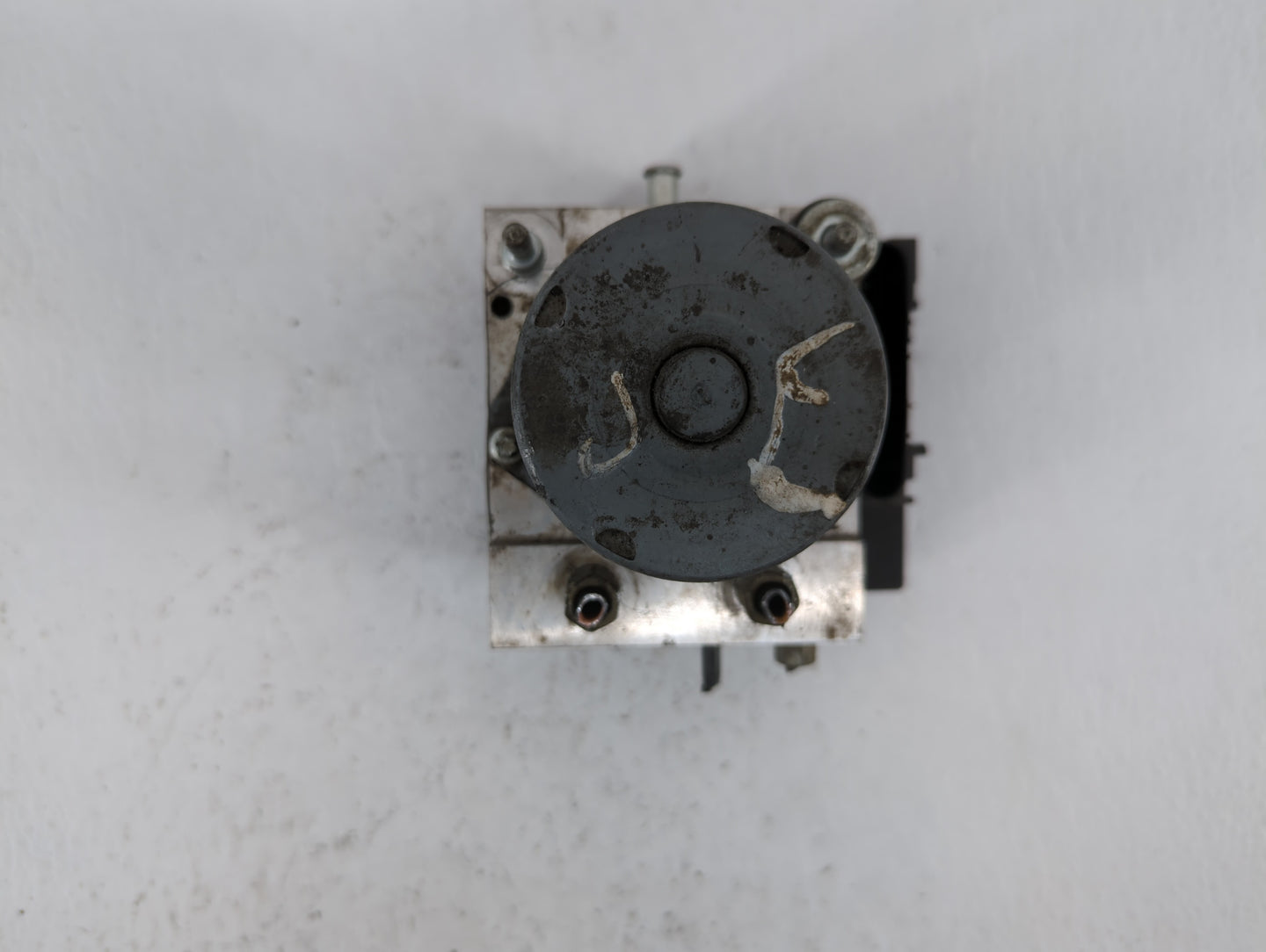2011-2013 Nissan Maxima ABS Pump Control Module Replacement P/N:47660 ZY70A 47660-ZY906, 47660 ZY90C Fits Fits 2011 2012 201