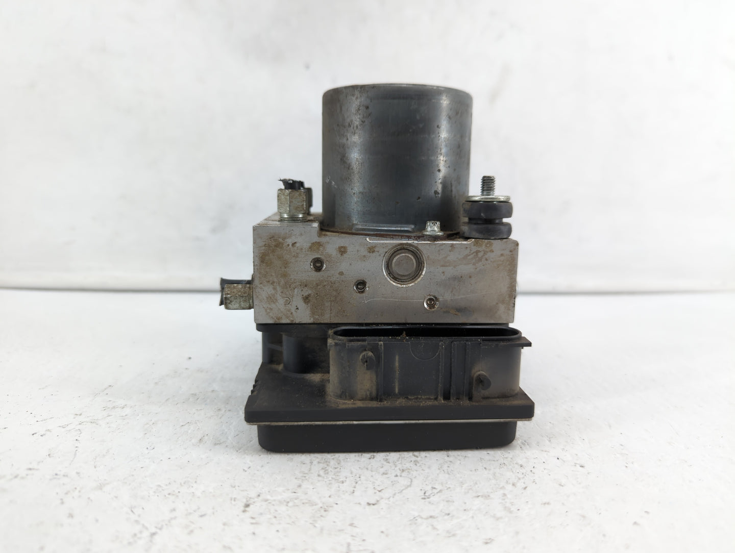 2011-2013 Nissan Maxima ABS Pump Control Module Replacement P/N:47660 ZY70A 47660-ZY906, 47660 ZY90C Fits Fits 2011 2012 201