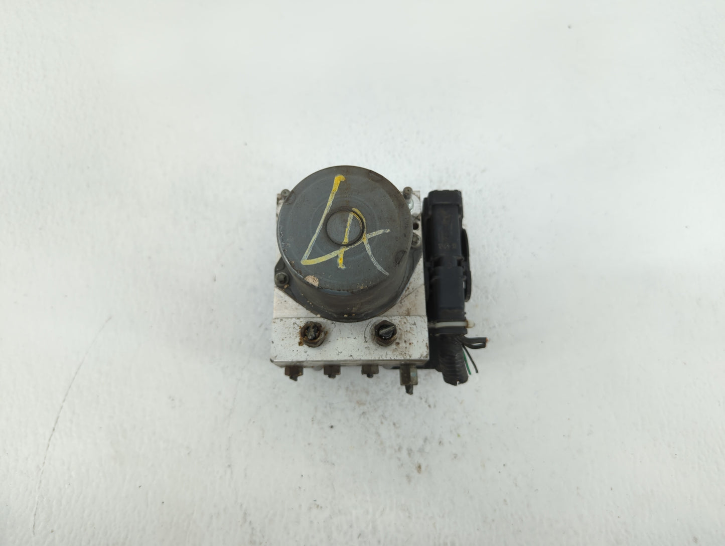 2011-2013 Nissan Maxima ABS Pump Control Module Replacement P/N:47660 ZY70A 47660-ZY906, 47660 ZY90C Fits Fits 2011 2012 201