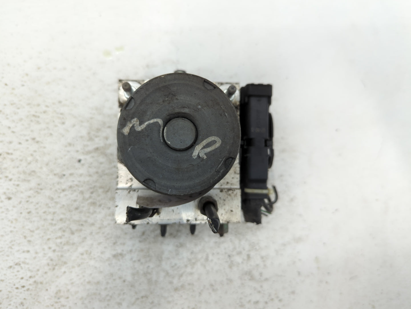 2011-2013 Nissan Maxima ABS Pump Control Module Replacement P/N:0 265 251 463 47660 ZY90C Fits Fits 2011 2012 2013 OEM Used 
