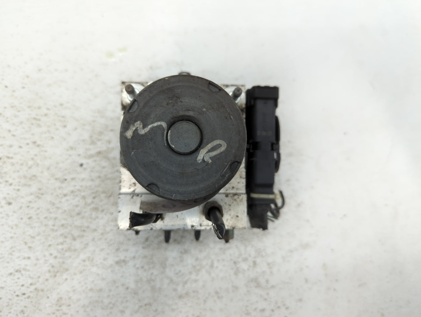 2011-2013 Nissan Maxima ABS Pump Control Module Replacement P/N:0 265 251 463 47660 ZY90C Fits Fits 2011 2012 2013 OEM Used 