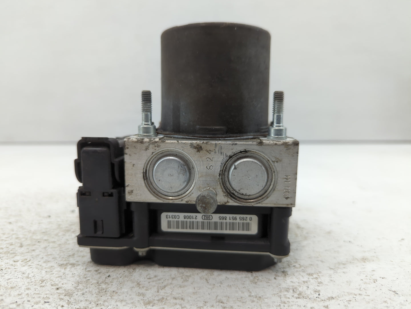 2011-2013 Nissan Maxima ABS Pump Control Module Replacement P/N:0 265 251 463 47660 ZY90C Fits Fits 2011 2012 2013 OEM Used 