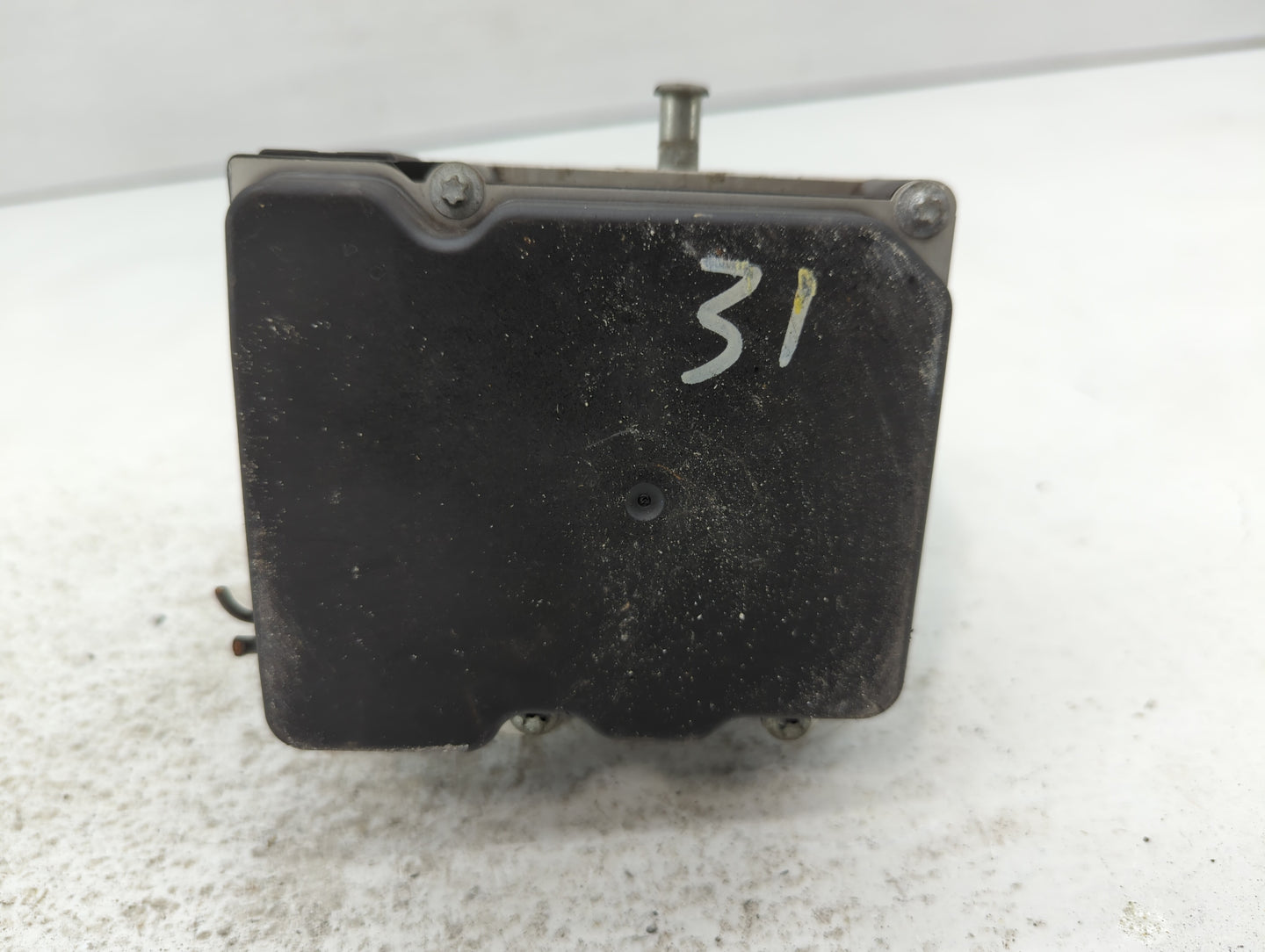 2011-2013 Nissan Maxima ABS Pump Control Module Replacement P/N:0 265 251 463 47660 ZY90C Fits Fits 2011 2012 2013 OEM Used 